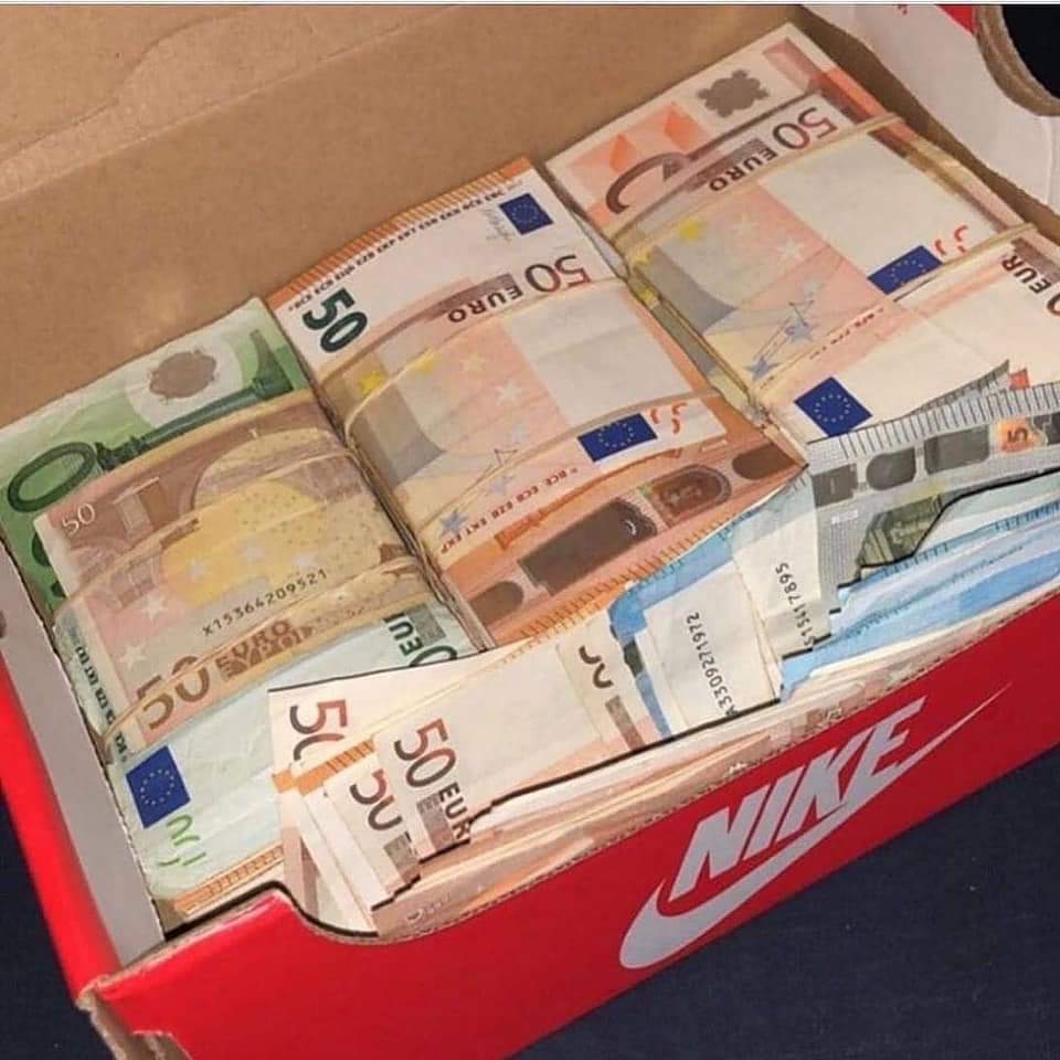 Geld in der Johannesgasse 21