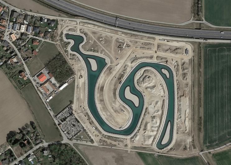 Bürgermeister Alfred Riedl verdiente richtig gut mit dem Projekt Klein Dubai im Weinviertel: