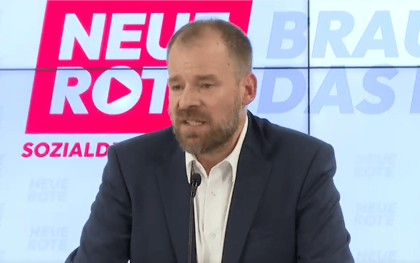 Der österreichische Politiker Rudolf Fußi in Not